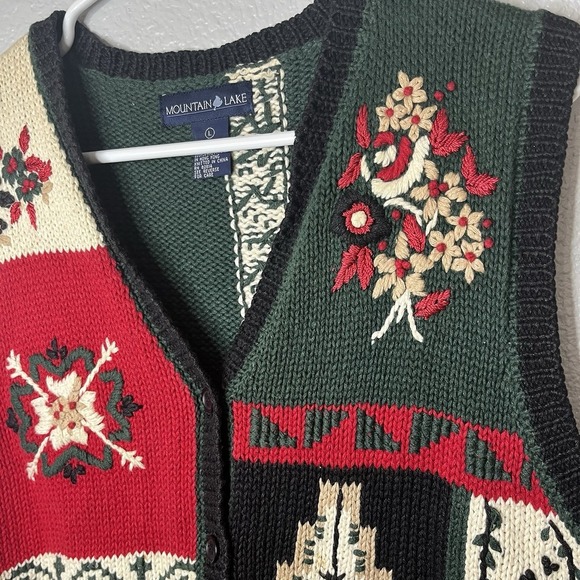 Vintage Mountain Lake Sweater Vest Floral Aztec Christmas Green Red Cottage Knit - Picture 5 of 12